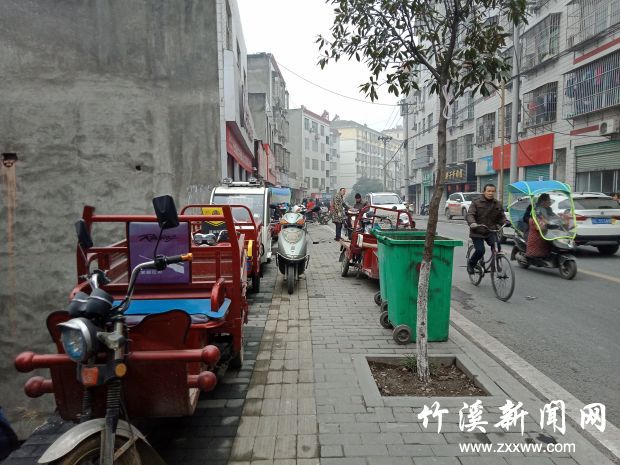 9点50分摄于观音阁路1