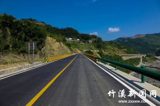 实施十个到村到户乡村公路质量全面提升