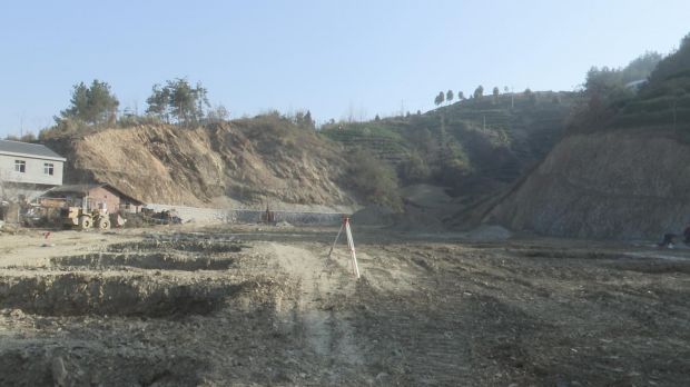 水坪镇前进村项目建设现场