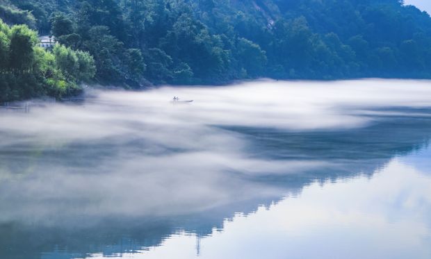 击水三千（拍摄于鄂坪大河湾）