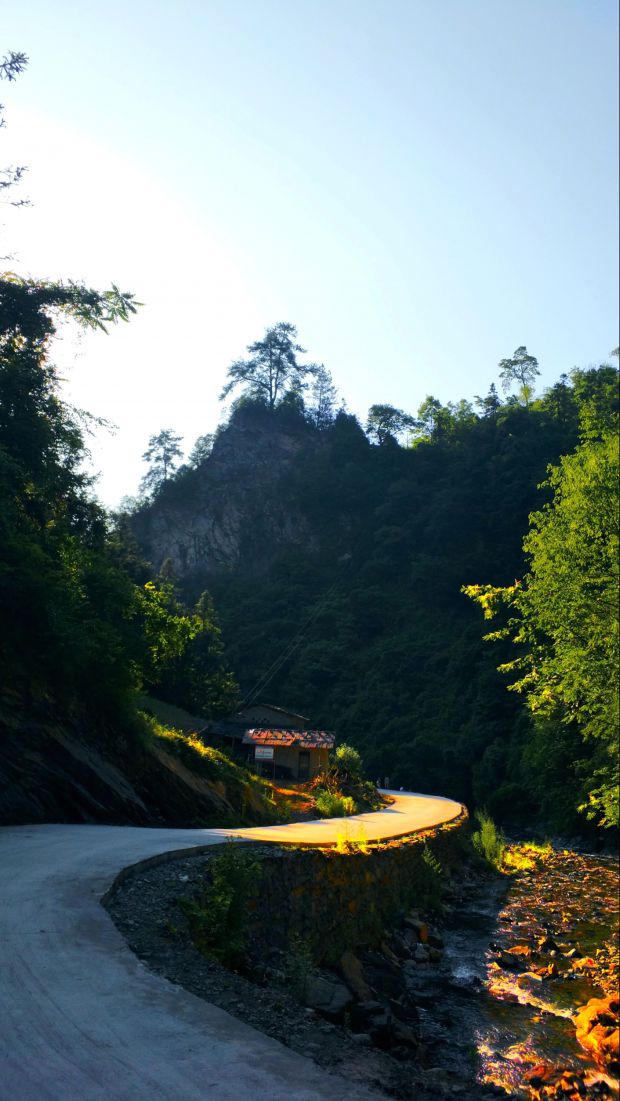 物华天宝  风景如画---摄影：许世国（国家税务总局竹溪县税务局：电话号码：13707289280） (6)