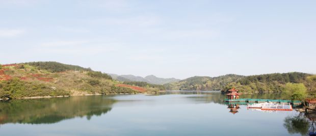 龙湖湿地山水