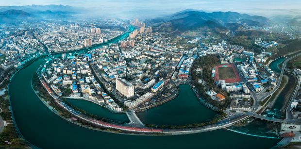 《生态竹溪全景图》杨志贤 13797848878