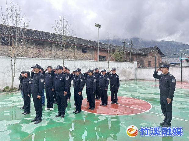 134693f668d785b84b77ab405225763_毒霸看图