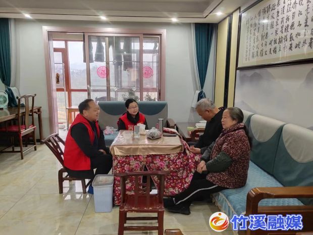 党员干部入户宣讲政策_proc